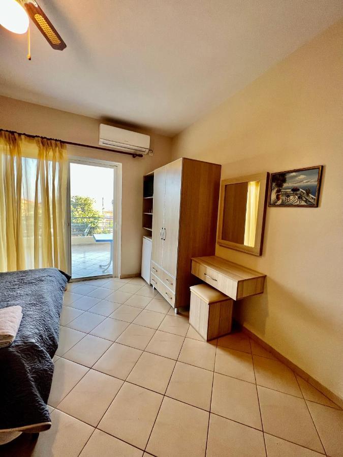 J&B Rooms Dhërmi Exteriér fotografie